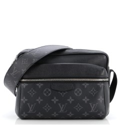 Outdoor Messenger Bag Monogram Taigarama