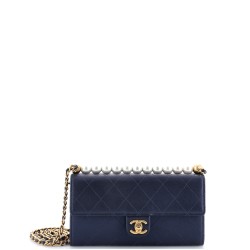 Chic Pearls Clutch with Chain Quilted Goatskin