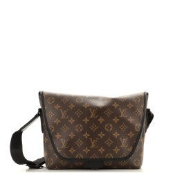 Magnetic Messenger Bag Macassar Monogram Canvas