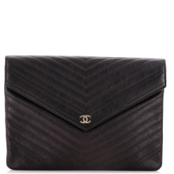 Statement Pouch Chevron Caviar Large