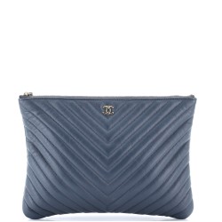 O Case Clutch Chevron Lambskin Medium