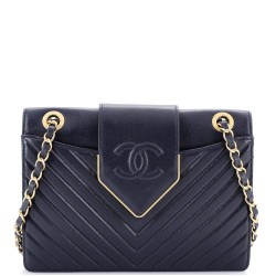 Collar and Tie Flap Bag Chevron Sheepskin Small