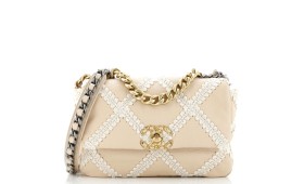 19 Flap Bag Crochet Quilted Calfskin Medium
