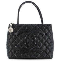 Medallion Tote Quilted Caviar