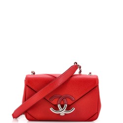 Macro Flap Bag Chevron Caviar Small