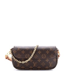Ivy Wallet on Chain Monogram Canvas