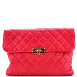 Golden Class O Case Clutch Quilted Caviar Medium