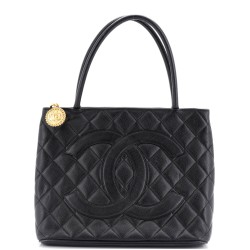 Medallion Tote Quilted Caviar