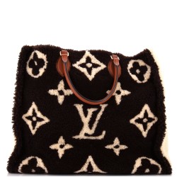 OnTheGo Tote Monogram Giant Teddy Fleece GM